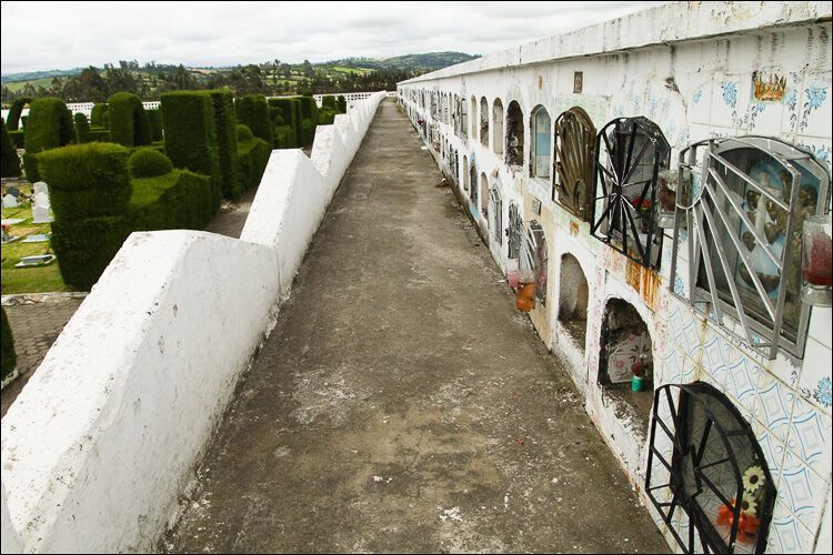 Незвичайні кладовища в Південній Америці