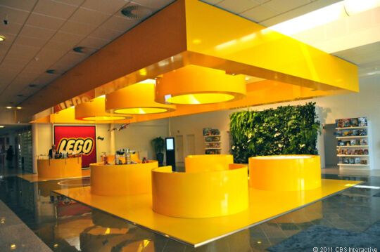 Як народжується конструктор Lego