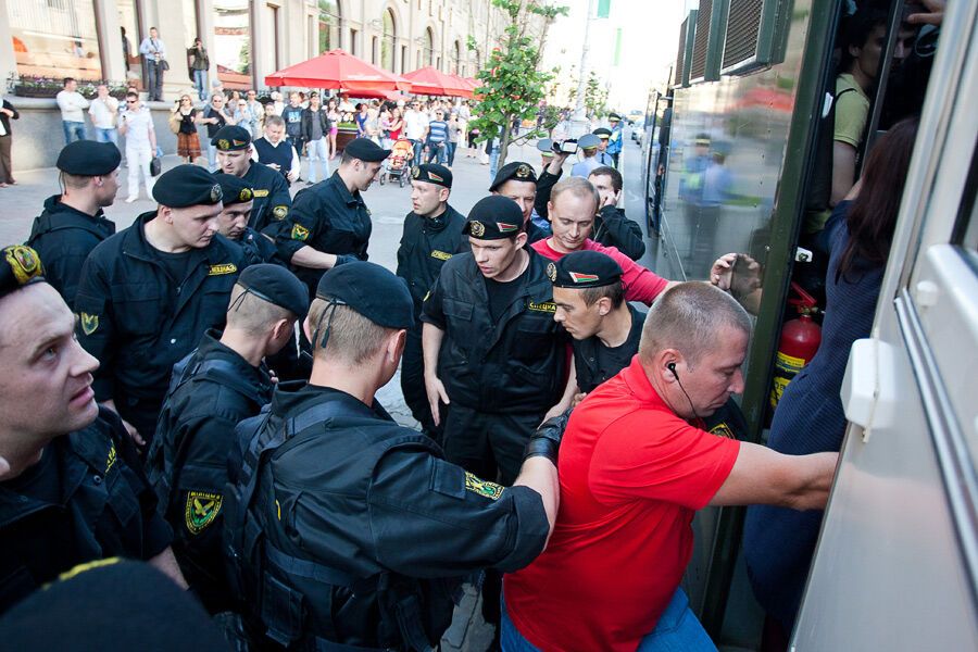 Розгін мирної акції в Мінську