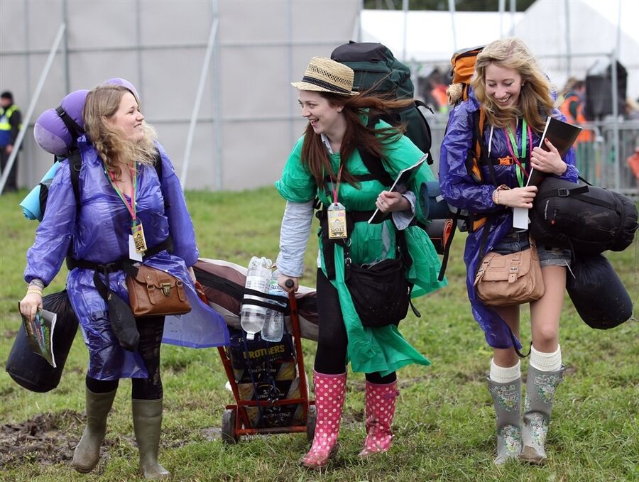 У Британії стартував фестиваль Glastonbury 2011