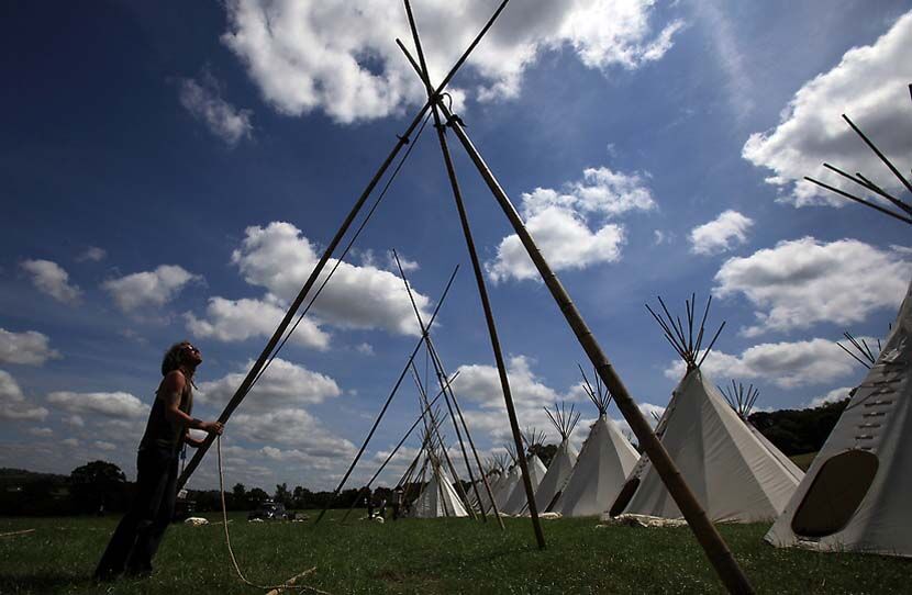 У Британії стартував фестиваль Glastonbury 2011