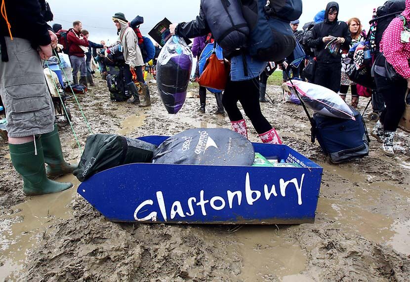 У Британії стартував фестиваль Glastonbury 2011
