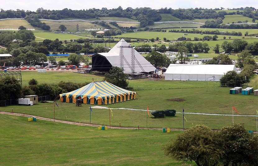 У Британії стартував фестиваль Glastonbury 2011