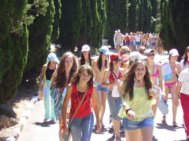 Детский лагерь Артек 