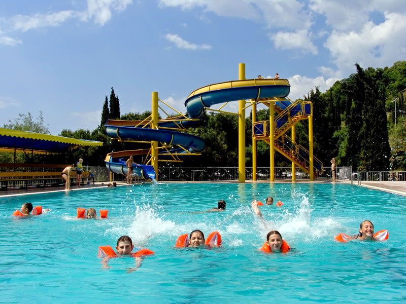 Детский лагерь Артек 