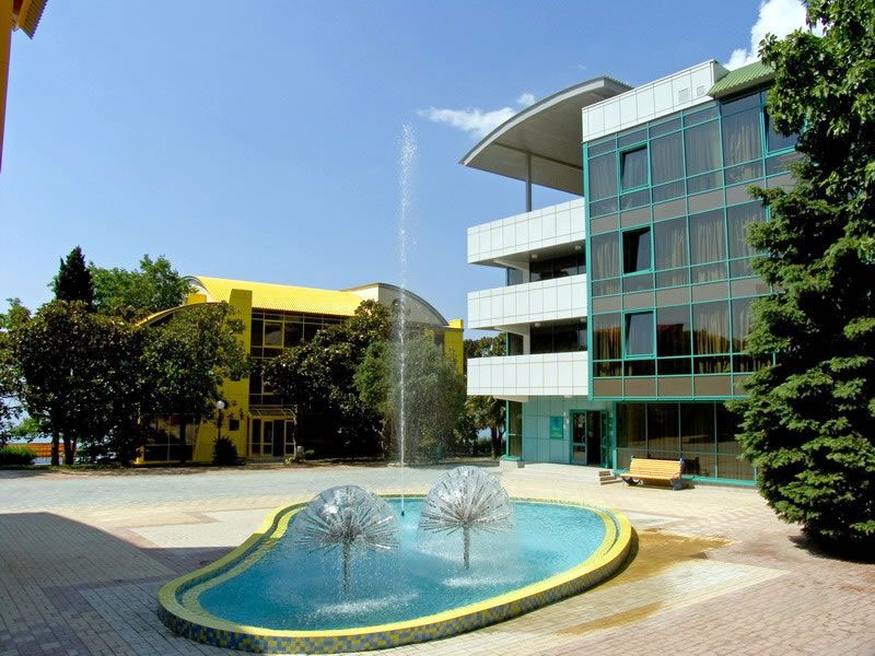 Детский лагерь Артек 