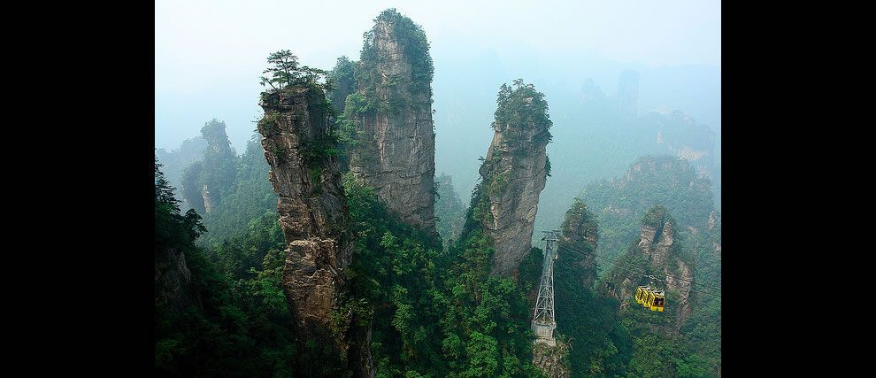 Захоплюючі види з вагонів канатної дороги