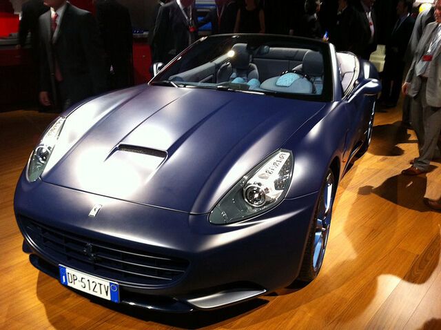 Ferrari позволит клиентам создавать свои уникальные версии спорткаров