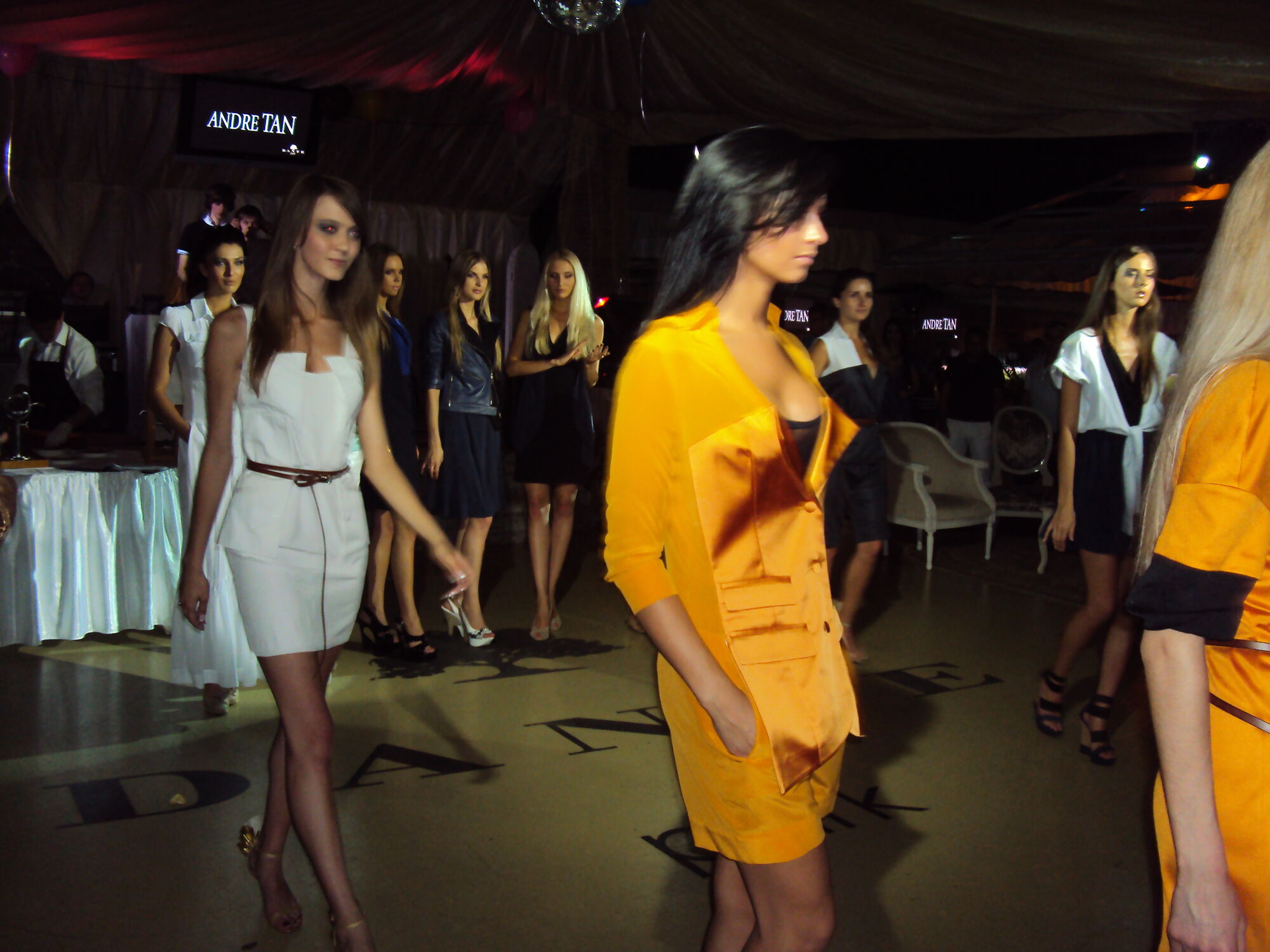 Джеджула сделал скрейтч языком 