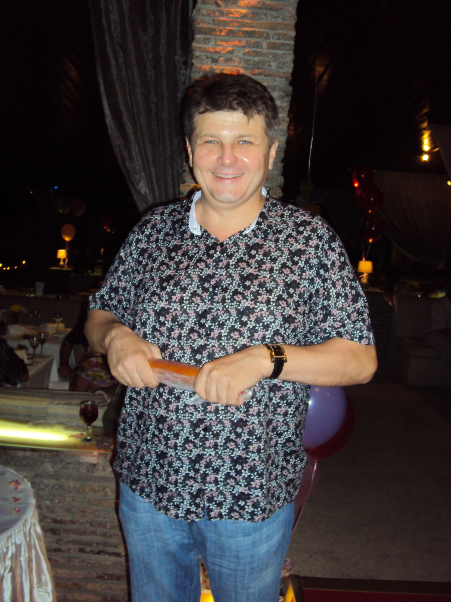 Джеджула сделал скрейтч языком 