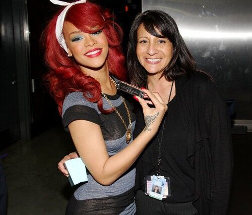 Рианна вместе со своими фанатами