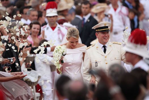 Князь Монако Альбер II и княгиня Шарлен обвенчались. Фото