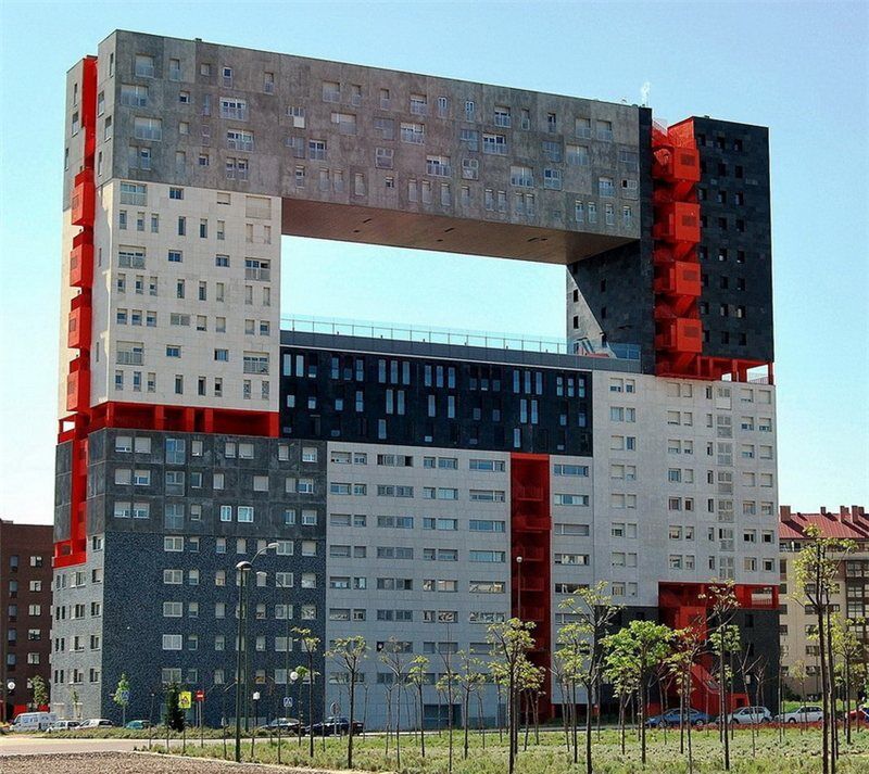 Жилой комплекс под названием "Edificio Mirador" (дословный перевод: Наблюдательный пункт) в Мадриде.