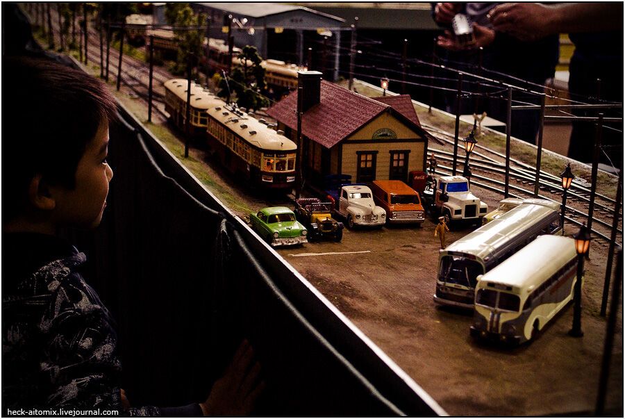 День открытых дверей в канадском трамвайном депо