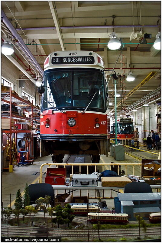 День открытых дверей в канадском трамвайном депо