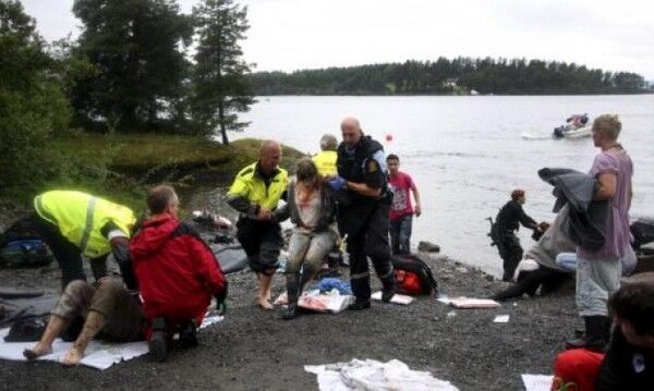 Очевидці вбивств в Норвегії: поранених дітей виманювали і добивали. ФОТО