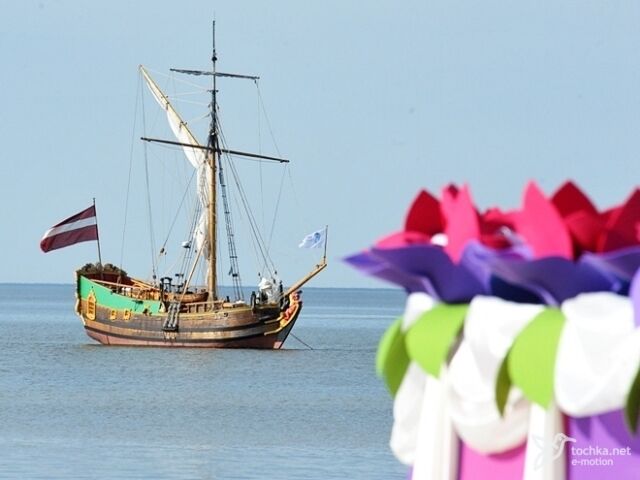 Собко и Серга получили соседние номера