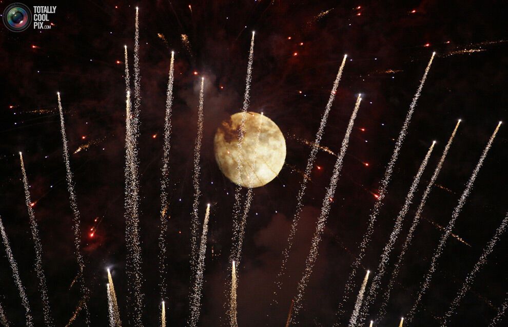 Манящая тиша ночі