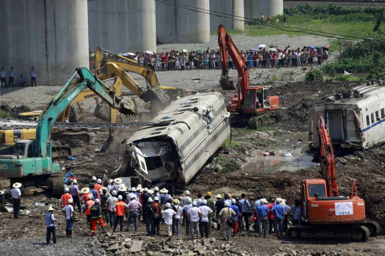Названа причина ж/д катастрофы в Китае, унесшей жизни 39 человек