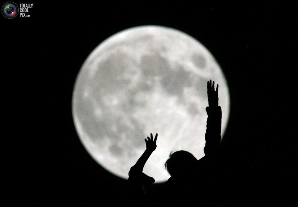 Манящая тиша ночі