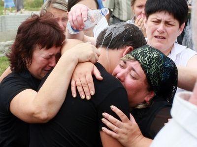 В Макеевке похоронили шестерых работников шахты. ФОТО