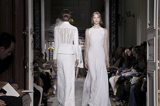 Valentino не изменяют своим принципам на Неделе высокой моды