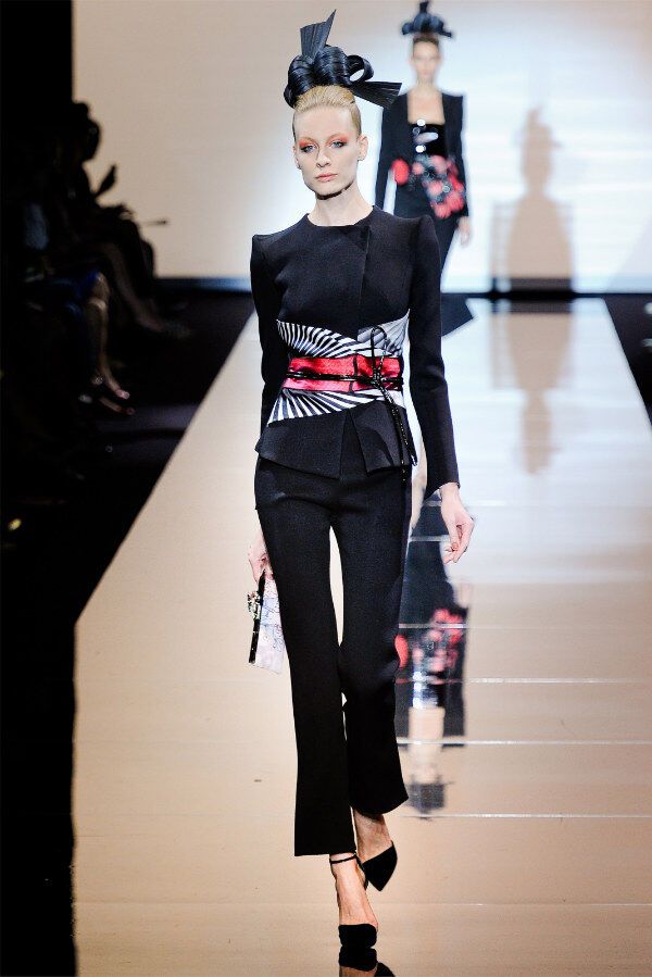 Armani представил красивейшую коллекцию в японском стиле. Фото