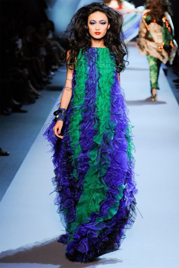 Неделя моды в Париже. Роскошные платья от Сhristian Dior. Фото