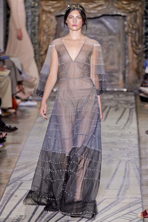 Неделя "от кутюр" в Париже: роскошные коллекции королей моды. Фото