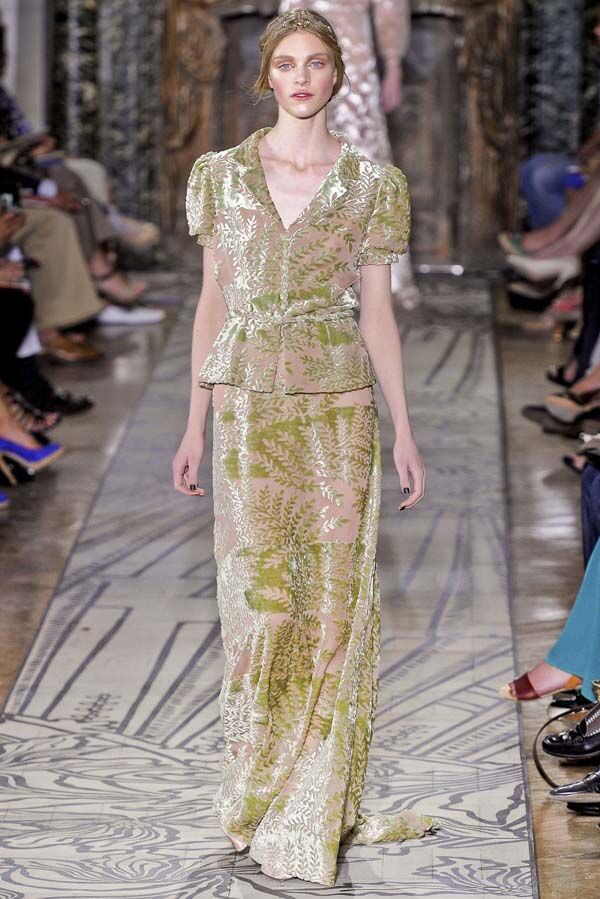 Неделя "от кутюр" в Париже: роскошные коллекции королей моды. Фото