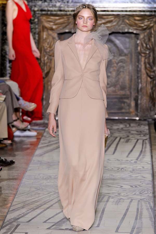 Неделя "от кутюр" в Париже: роскошные коллекции королей моды. Фото