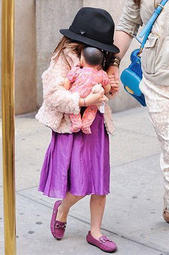 У Сури Круз появились свои дела