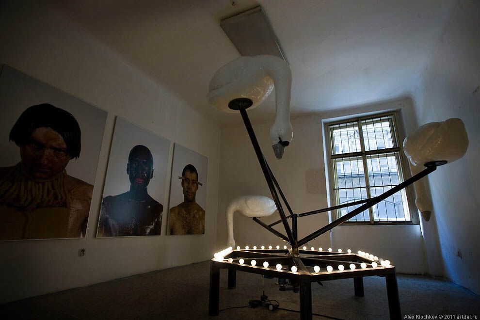 Фотографії з незвичайною виставки в Чехії