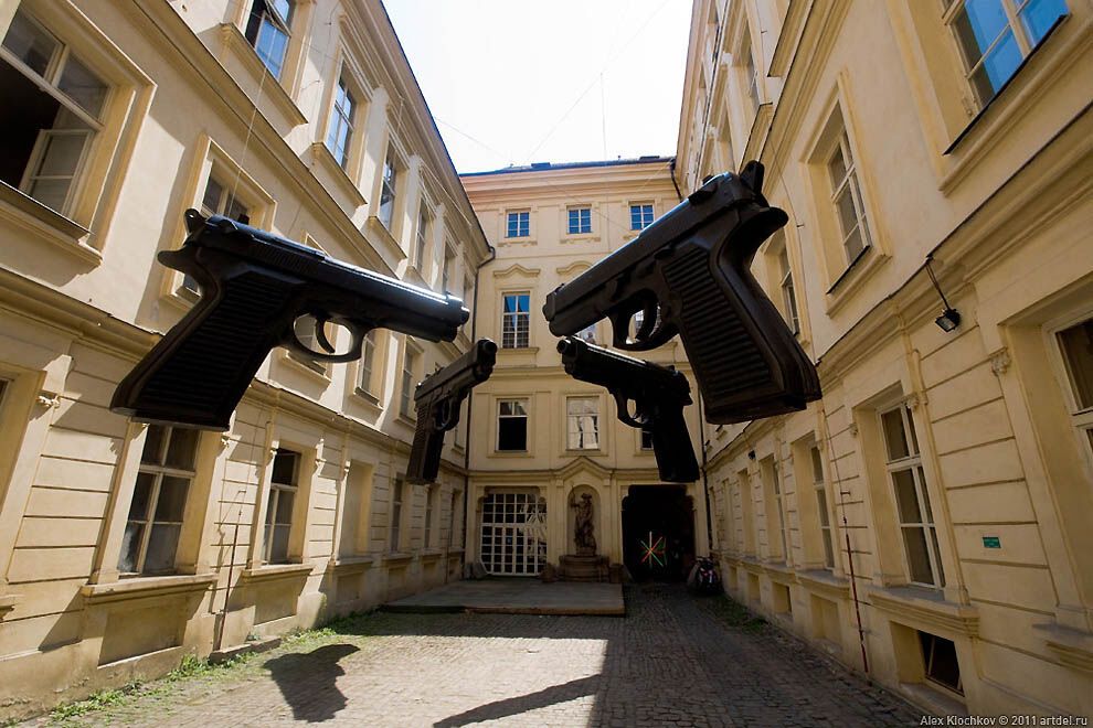 Фотографії з незвичайною виставки в Чехії