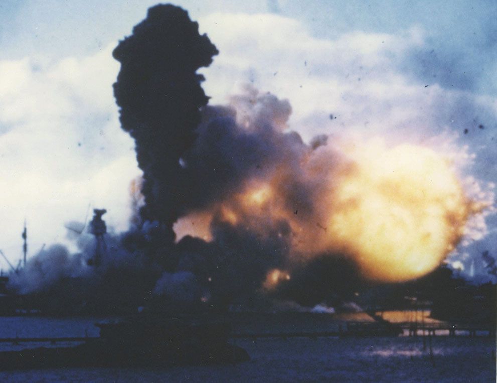 Друга світова війна: Атака на Перл-Харбор