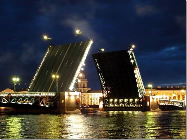 Знамениті мости Петербурга