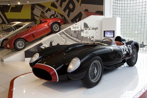 Продан прототип автомобиля Ferrari 250 Testa Rossa 1957 