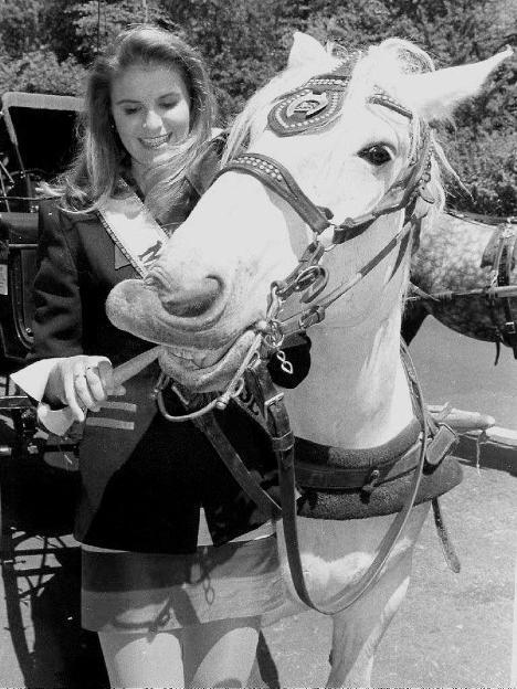 Все победительницы конкурса "Мисс Вселенная" с 1952 по 2011 год. Фото