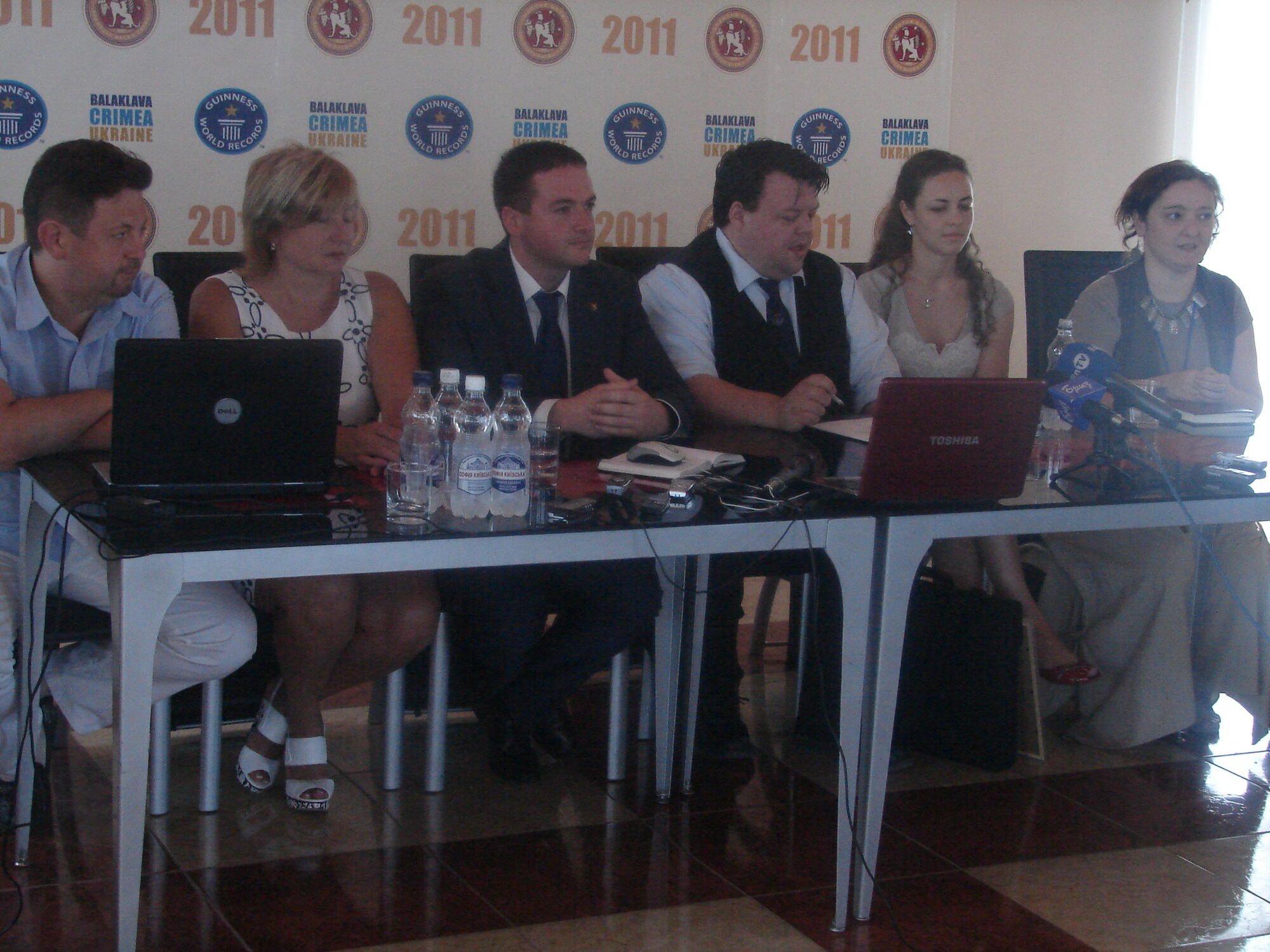 До світового рекорду залишилося 4 години! Відео