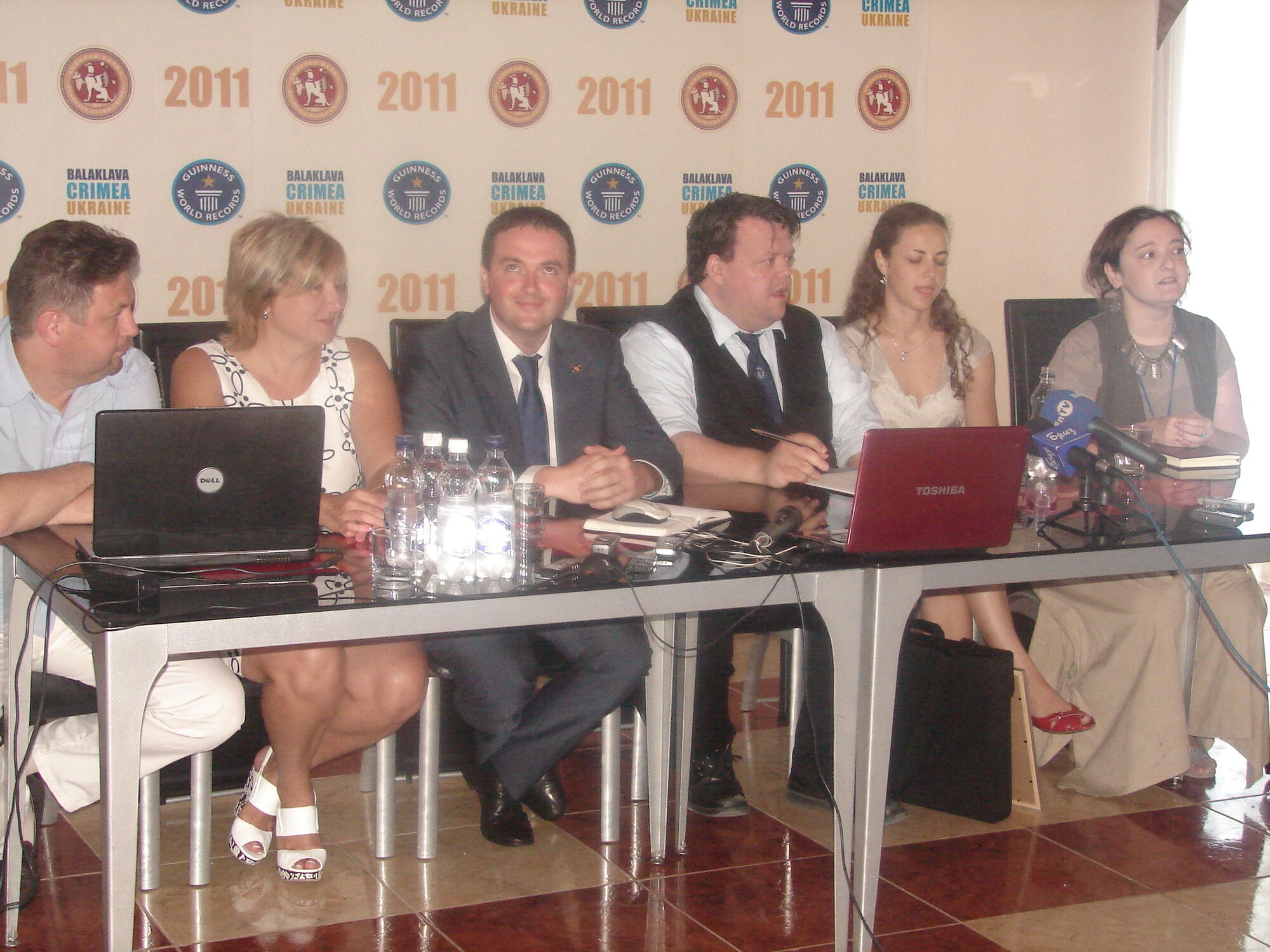 До світового рекорду залишилося 4 години! Відео