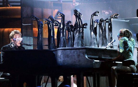 8 ноября Элтон Джон в Киеве