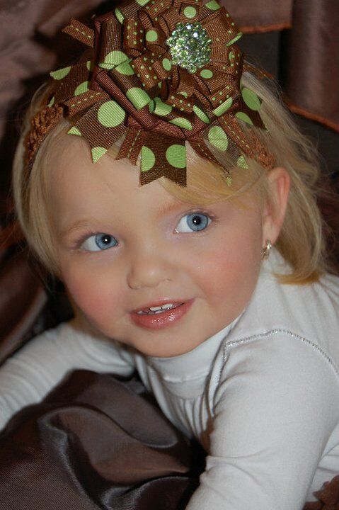 По желанию родителей взошла новая звезда Айра Браун - маленькая модель, девочка-кукла. Фото