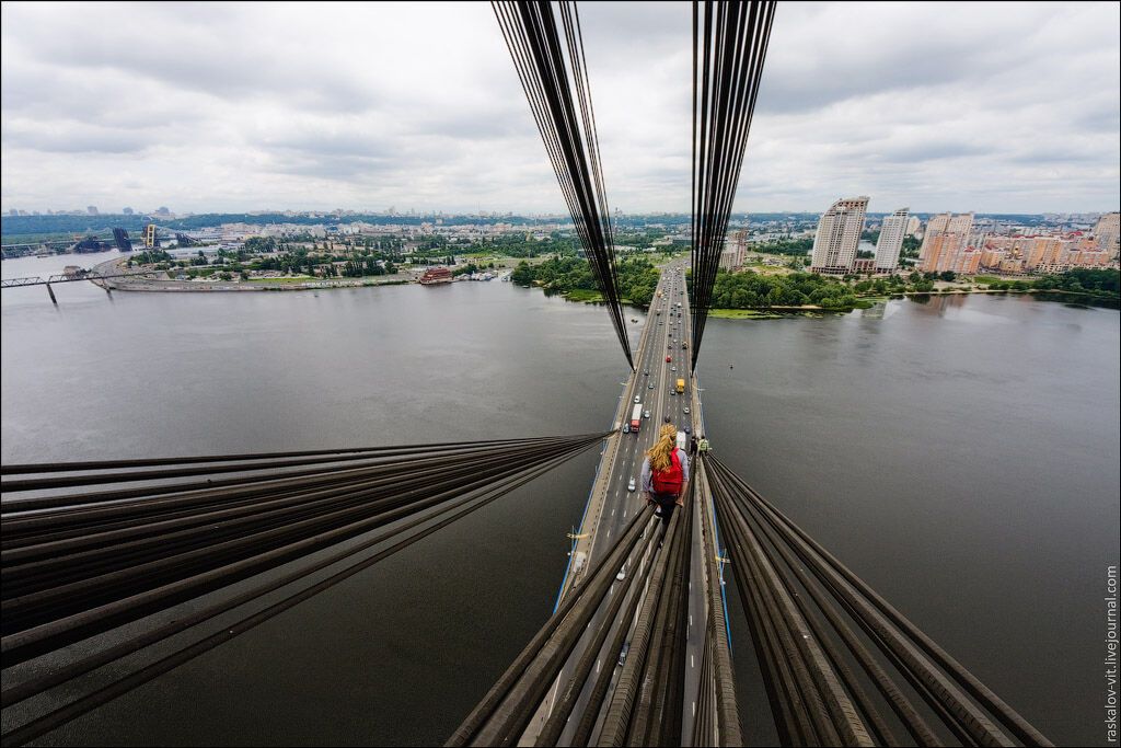 Висотний Київ