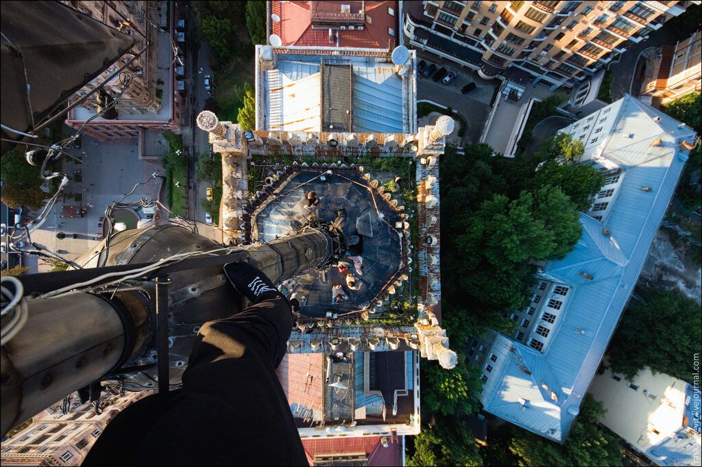 Висотний Київ