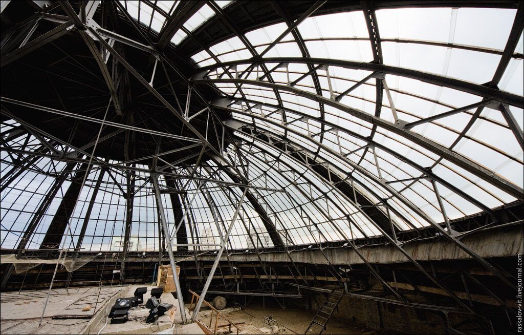 Висотний Київ