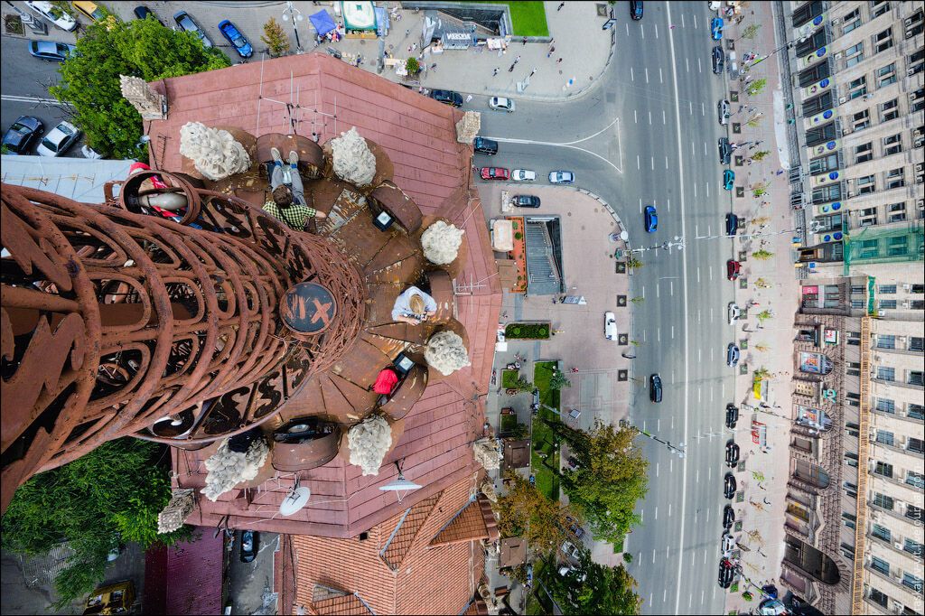 Висотний Київ