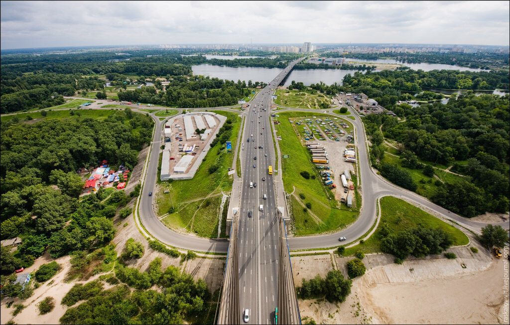 Висотний Київ