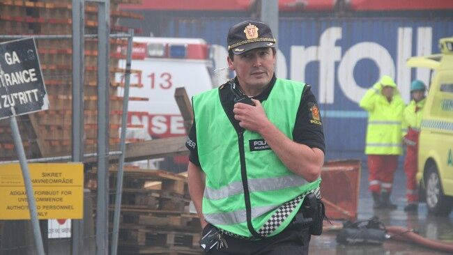 ЧП в Норвегии: с загоревшегося лайнера эвакуировали сотни людей. Фото, видео