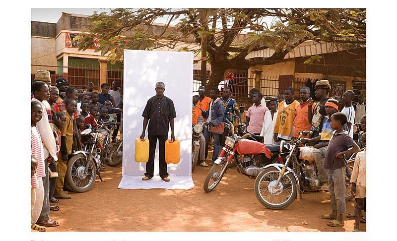 Чого не вистачає в житті людям Африки?