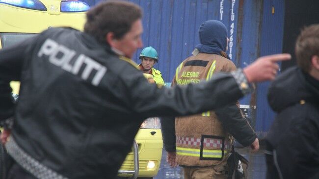 ЧП в Норвегии: с загоревшегося лайнера эвакуировали сотни людей. Фото, видео